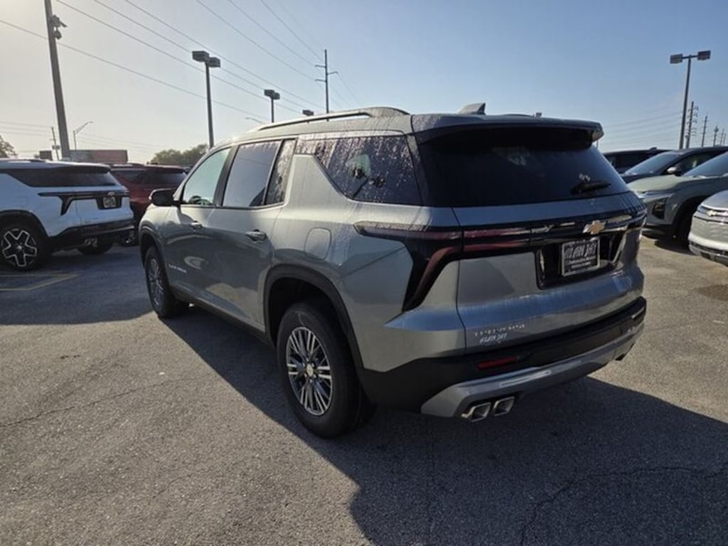 New 2026 Chevrolet Traverse LT SUV