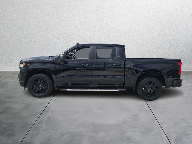 2024 Chevrolet Silverado 1500 RST photo 3