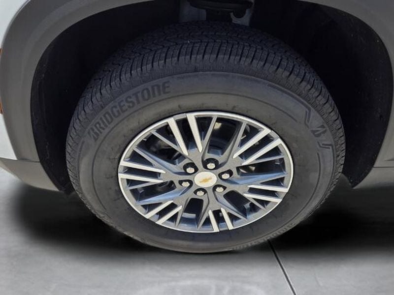 2026 Chevrolet Traverse LT - Photo 11