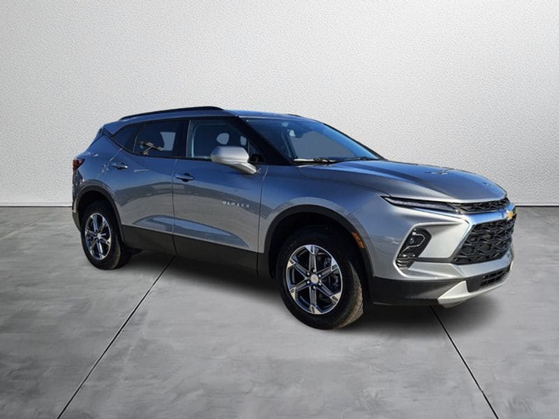 2025 Chevrolet Blazer 2LT's photo