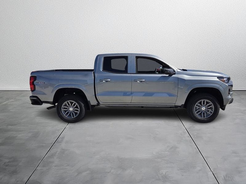 2026 Chevrolet Colorado LT - Photo 6