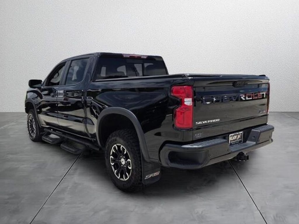 Used 2025 Chevrolet Silverado 1500 ZR2 Truck