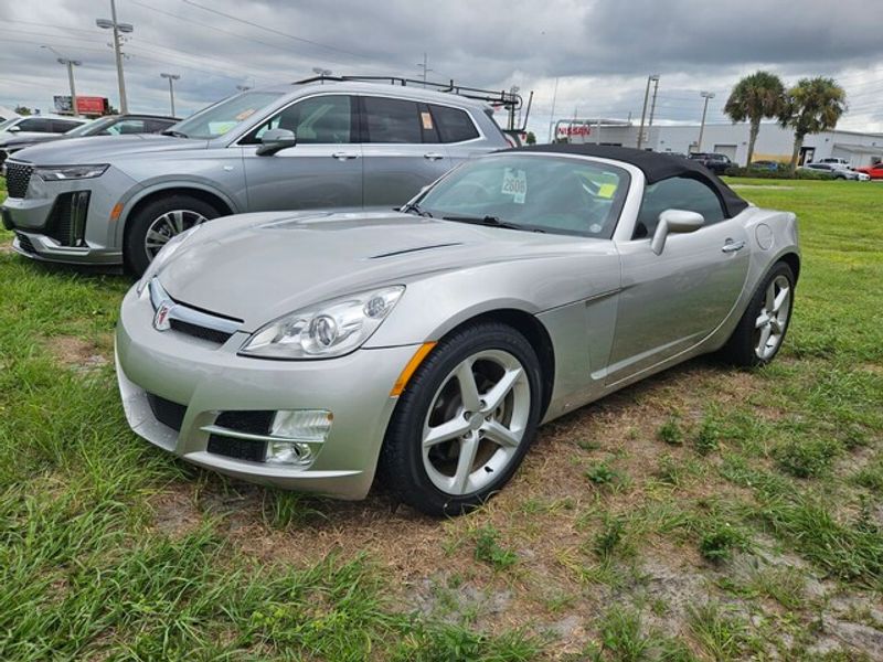 2007 Saturn Sky Base photo 3