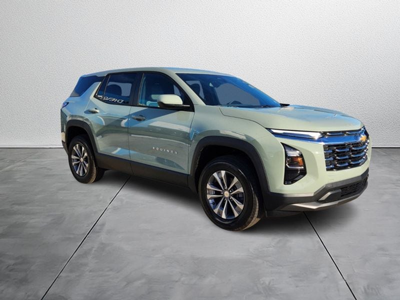 2026 Chevrolet Equinox LT's photo