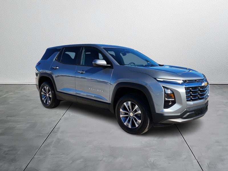 2026 Chevrolet Equinox LT's photo