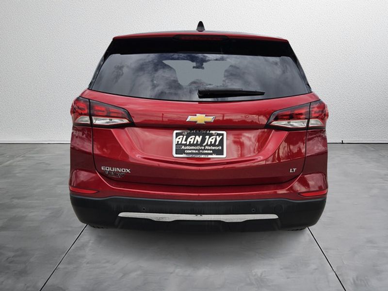 2023 Chevrolet Equinox LT photo 4