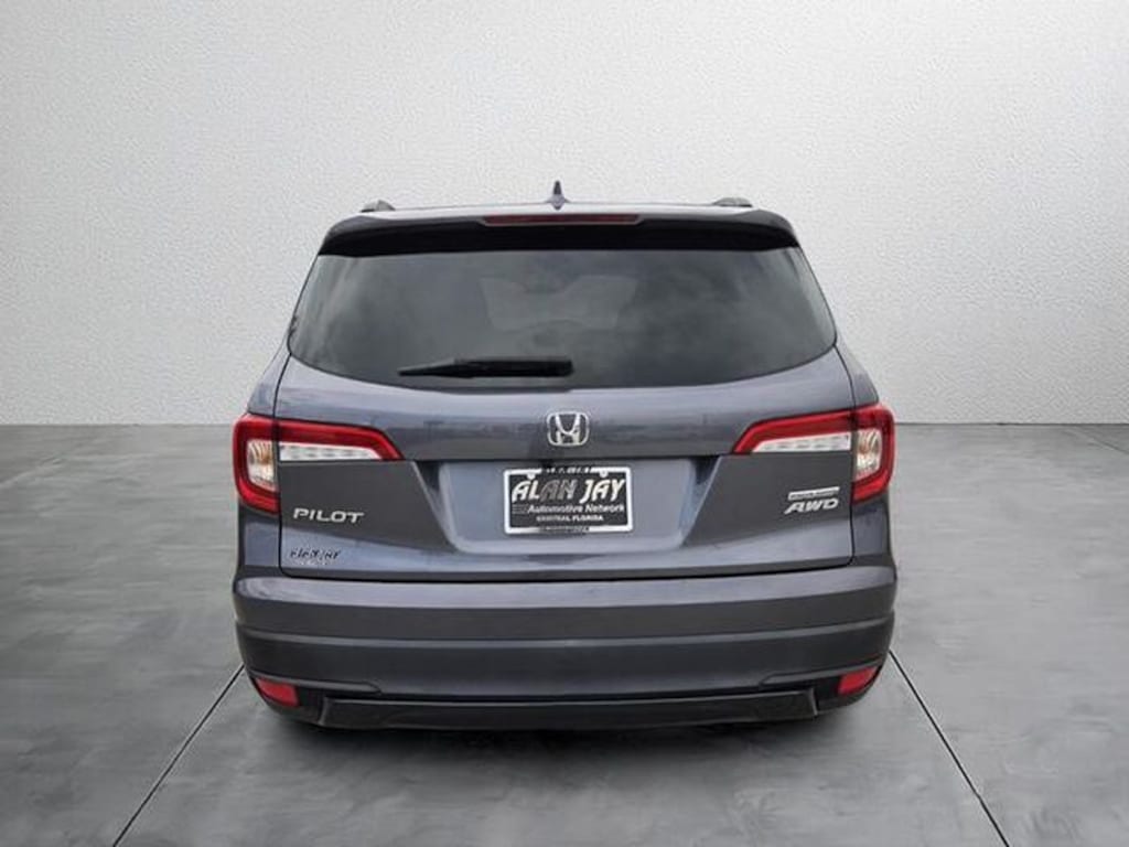 Used 2022 Honda Pilot AWD Special Edition SUV