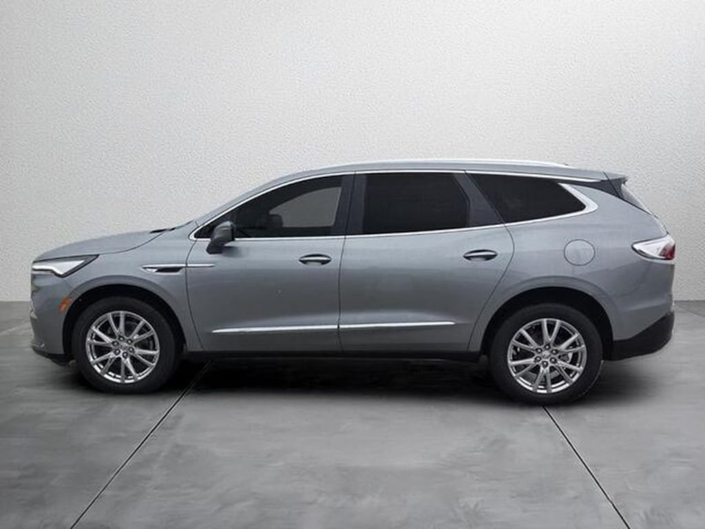 Used 2024 Buick Enclave Essence SUV