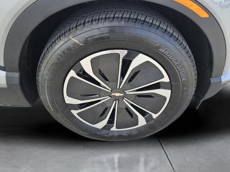 2026 Chevrolet Blazer EV LT - Photo 15
