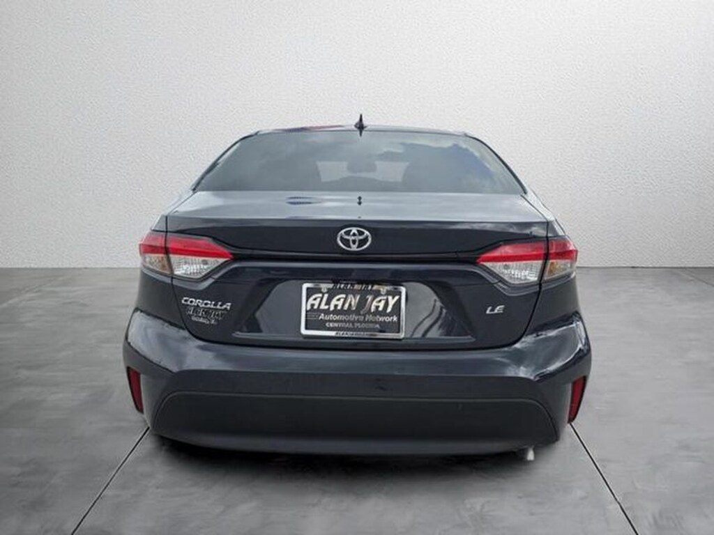 Used 2025 Toyota Corolla LE Sedan