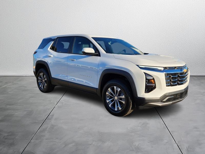 2026 Chevrolet Equinox LT's photo