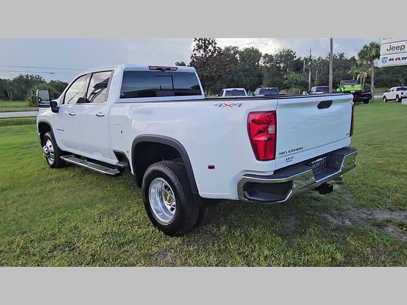 2025 Chevrolet Silverado 3500 HD LTZ - Photo 18