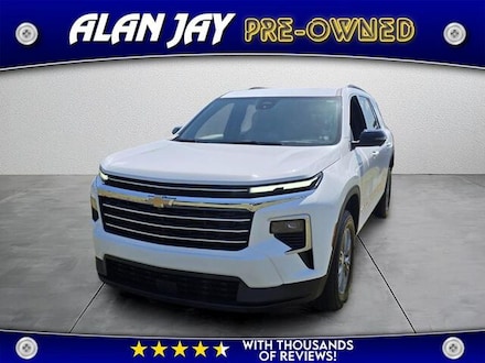 2025 Chevrolet Traverse LT SUV