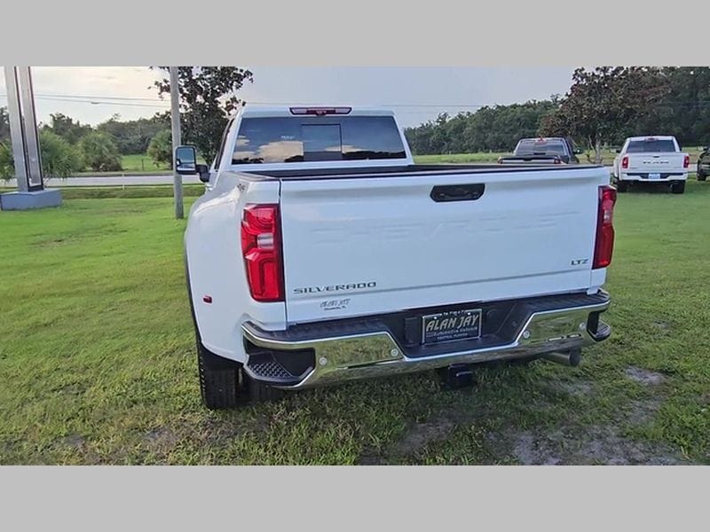 2025 Chevrolet Silverado 3500 HD LTZ - Photo 20