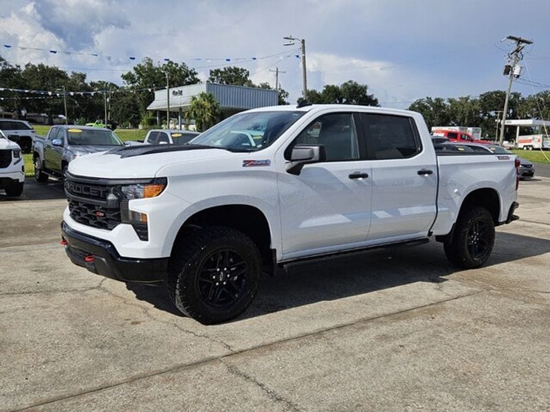 2025 Chevrolet Silverado 1500 Custom Trail Boss