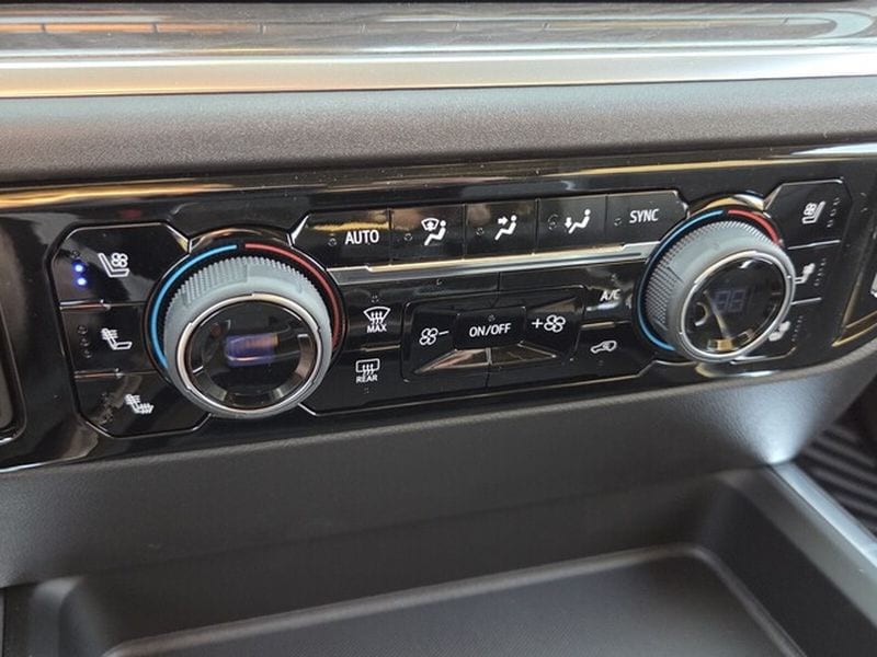 2026 Chevrolet Silverado 2500 HD LTZ - Photo 18