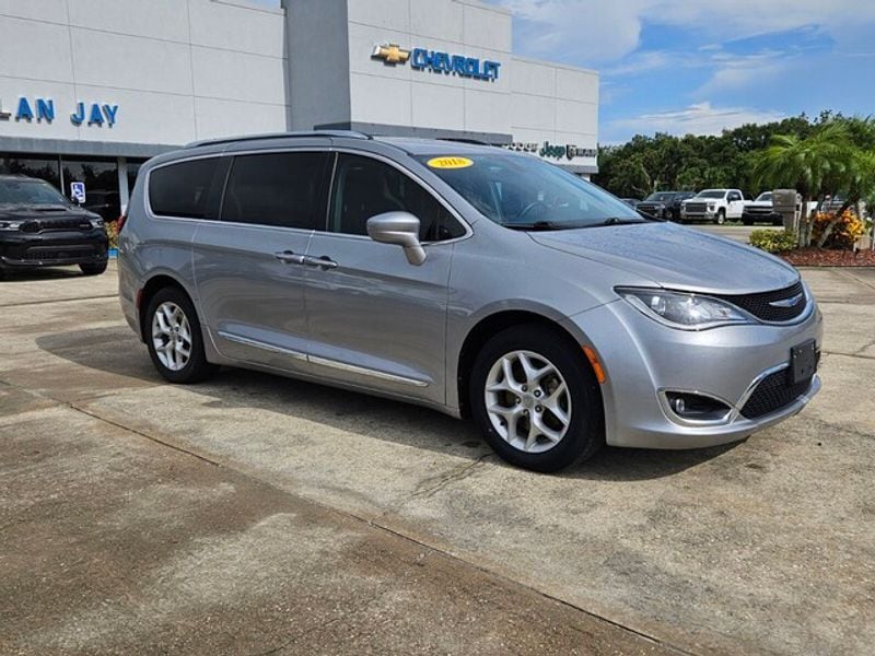 Used 2018 Chrysler Pacifica Touring L with VIN 2C4RC1BG2JR276167 for sale in Wauchula, FL