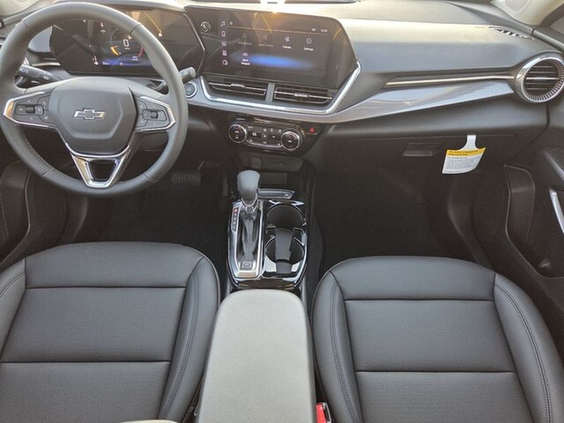 2025 Chevrolet Trax Activ - Photo 11