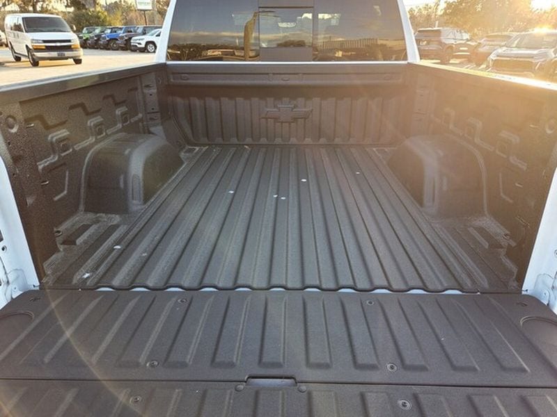 2026 Chevrolet Silverado 1500 ZR2 - Photo 12