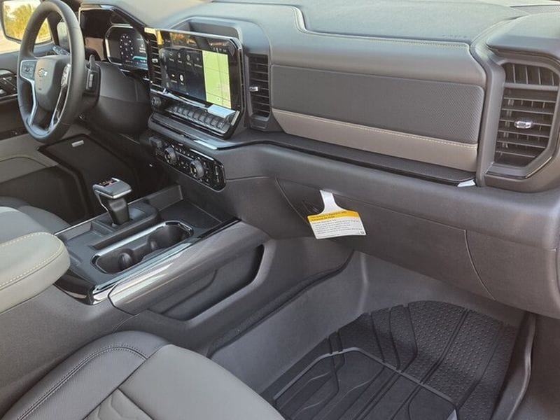 2026 Chevrolet Silverado 1500 ZR2 - Photo 15