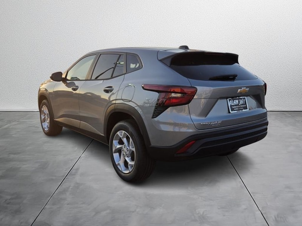 New 2026 Chevrolet Trax LS SUV