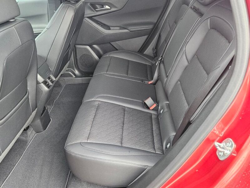 2026 Chevrolet Equinox LT photo 3