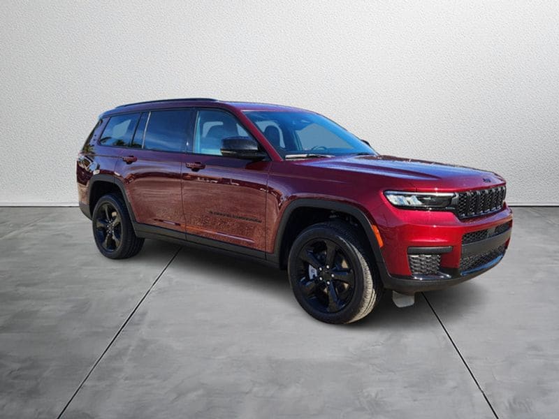 2025 Jeep Grand Cherokee L Altitude's photo