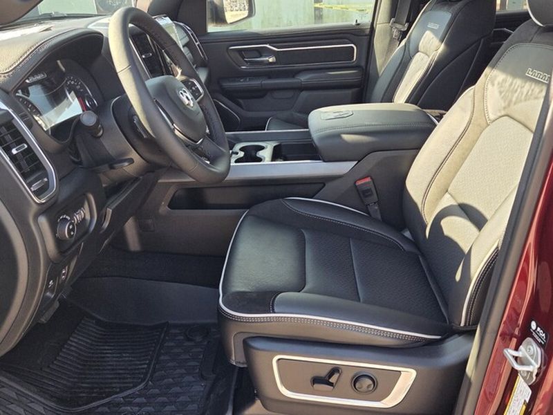 2026 RAM 1500 Laramie - Photo 7