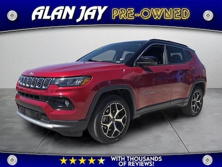 Used 2025 Jeep Compass Limited SUV for sale in Clewiston