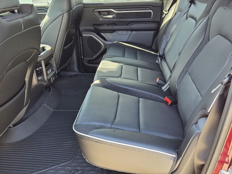 2026 RAM 1500 Laramie - Photo 8