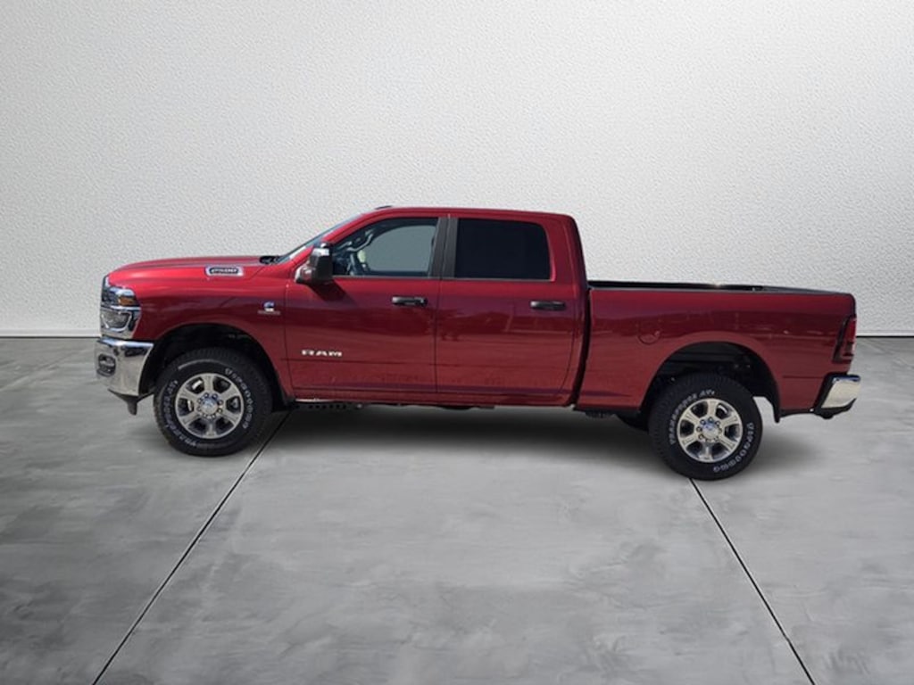 New 2026 Ram 2500 BIG HORN CREW CAB 4X4 6'4 BOX Pickup