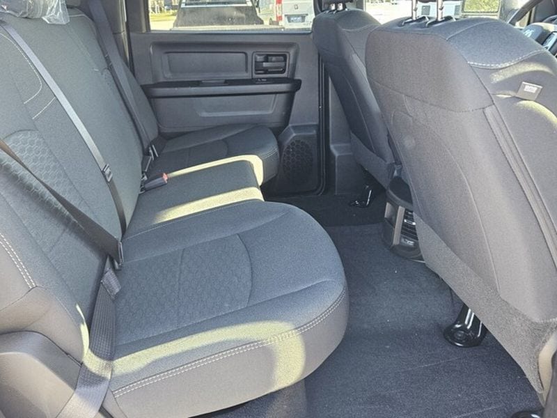 2026 RAM 3500 Tradesman - Photo 13
