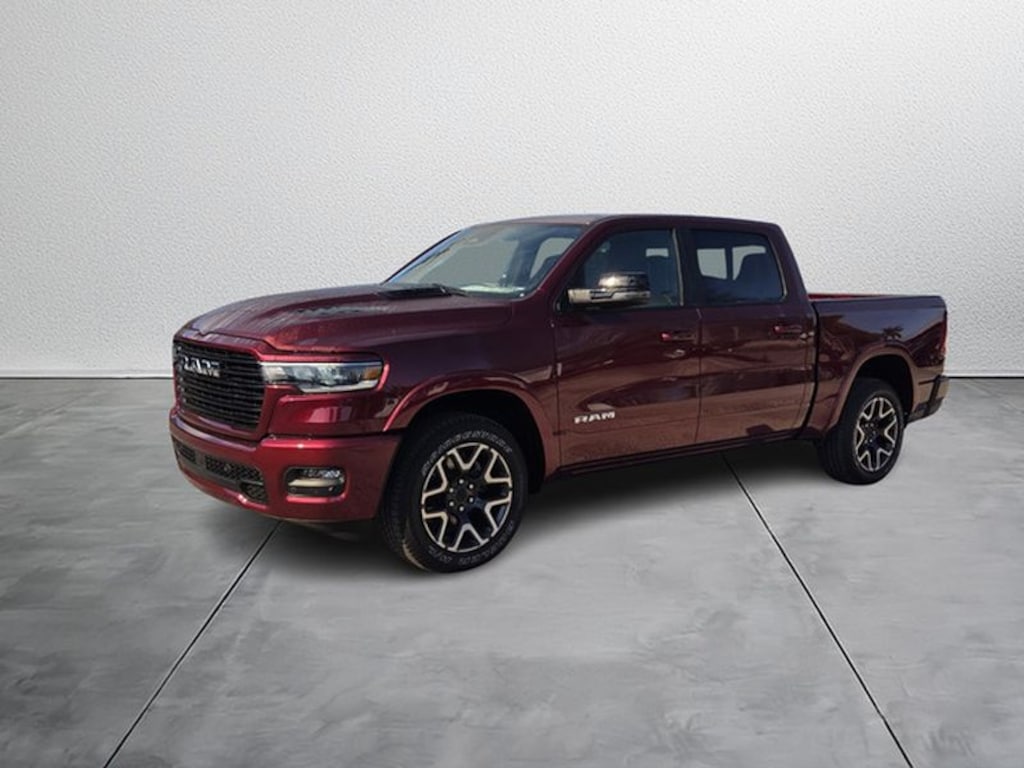 New 2026 Ram 1500 LARAMIE CREW CAB 4X4 5'7 BOX Pickup