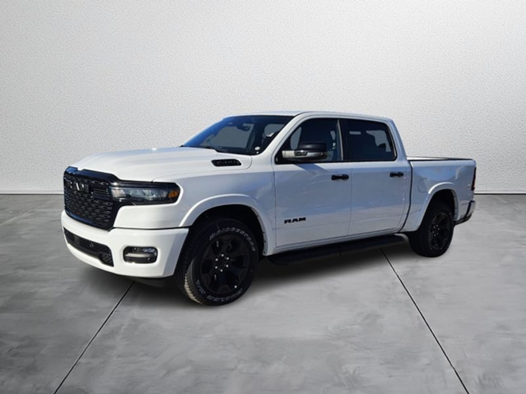 New 2026 Ram 1500 BIG HORN CREW CAB 4X4 5'7 BOX Pickup