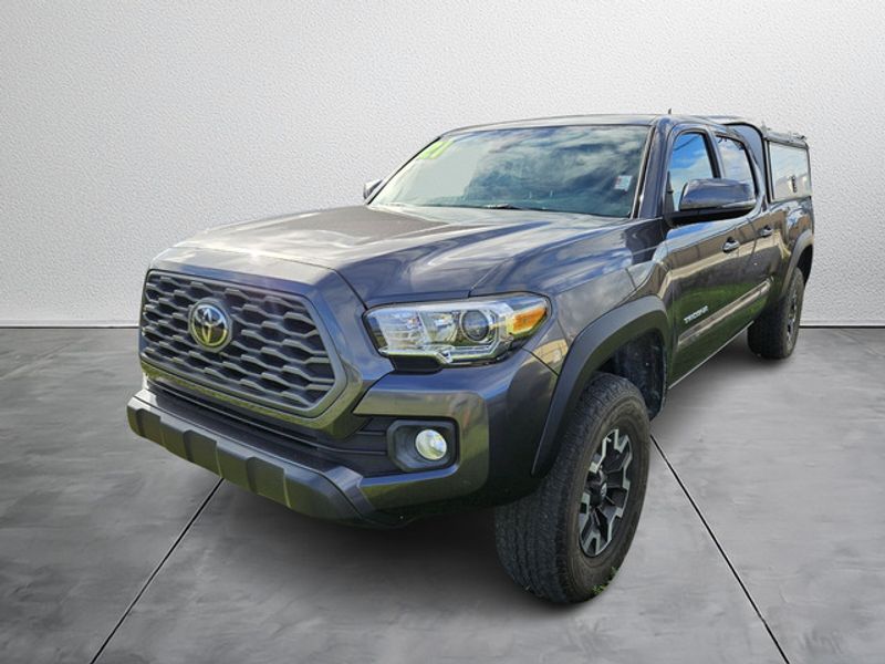 2021 Toyota Tacoma TRD photo 3
