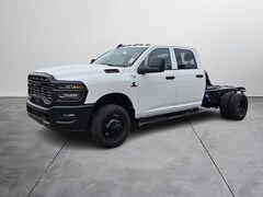 2026 Ram 3500 Chassis Cab TRADESMAN CREW   4X4 60' CA Pickup