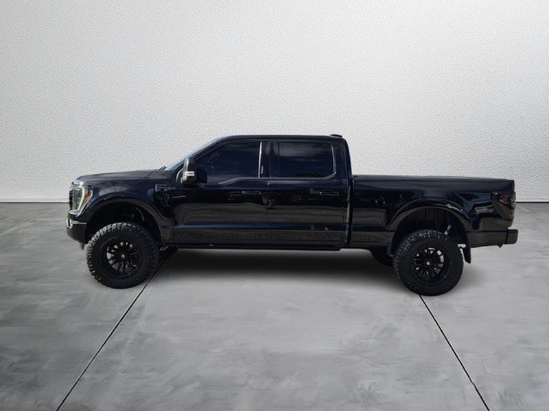 2022 Ford F-150 XLT photo 3