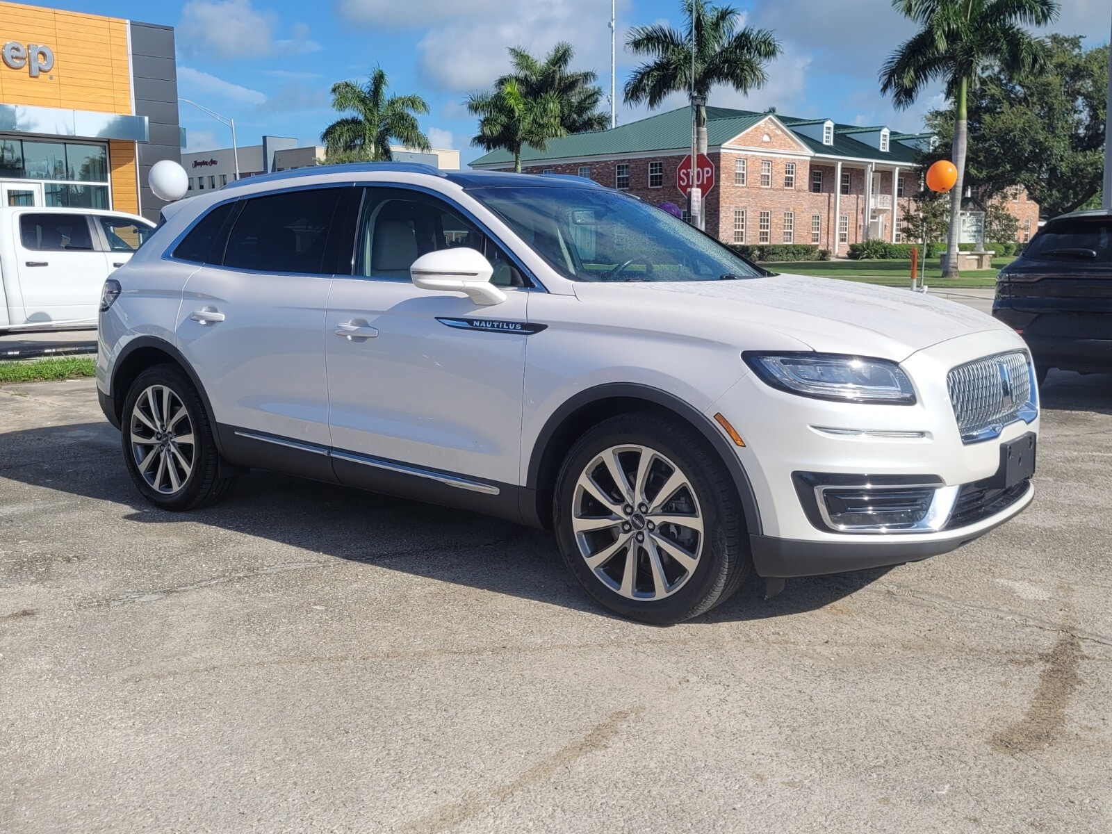 Used 2019 Lincoln Nautilus Select with VIN 2LMPJ6K90KBL13075 for sale in Clewiston, FL