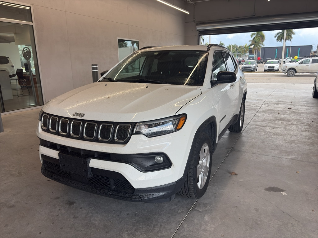 Used 2022 Jeep Compass Latitude SUV