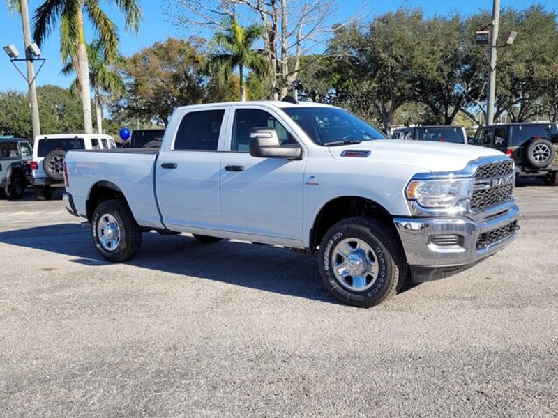 2024 Ram 2500 Tradesman photo 2