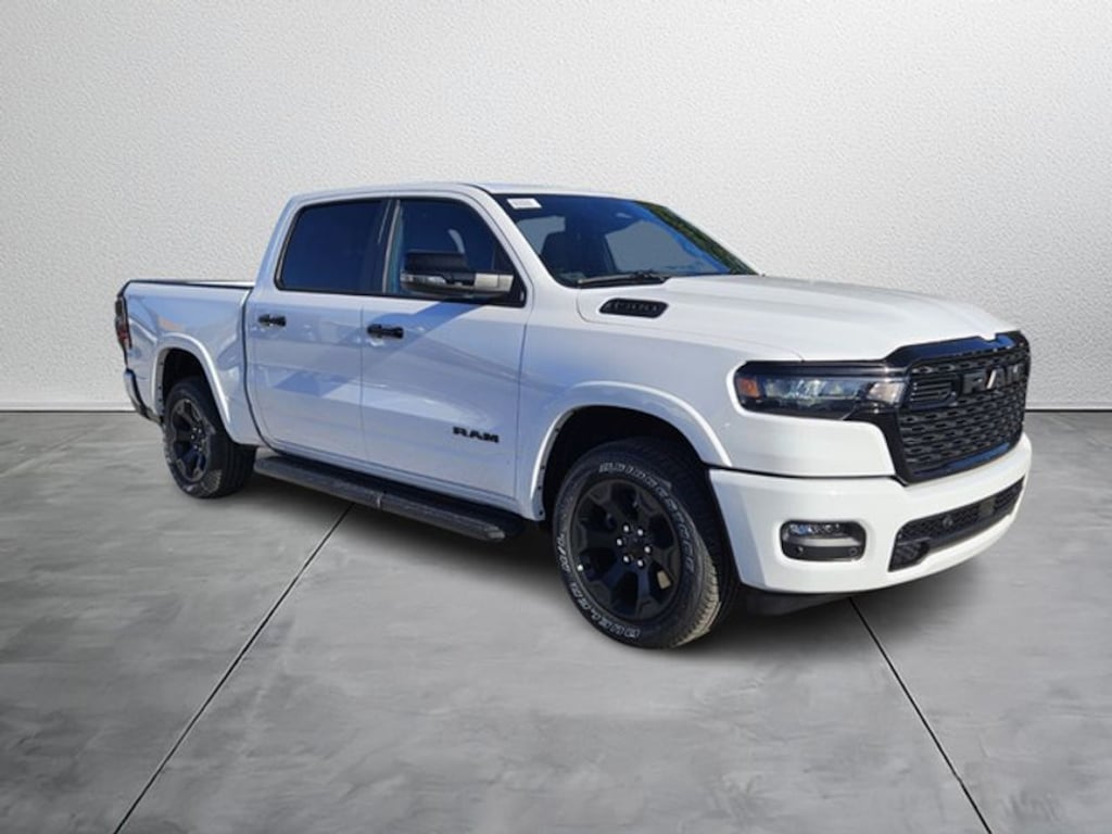New 2026 Ram 1500 BIG HORN CREW CAB 4X4 5'7 BOX Pickup