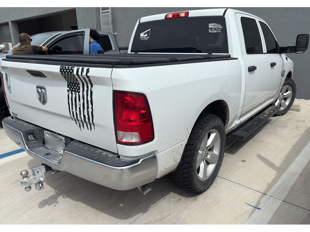 2022 Ram 1500 Classic Tradesman photo 3