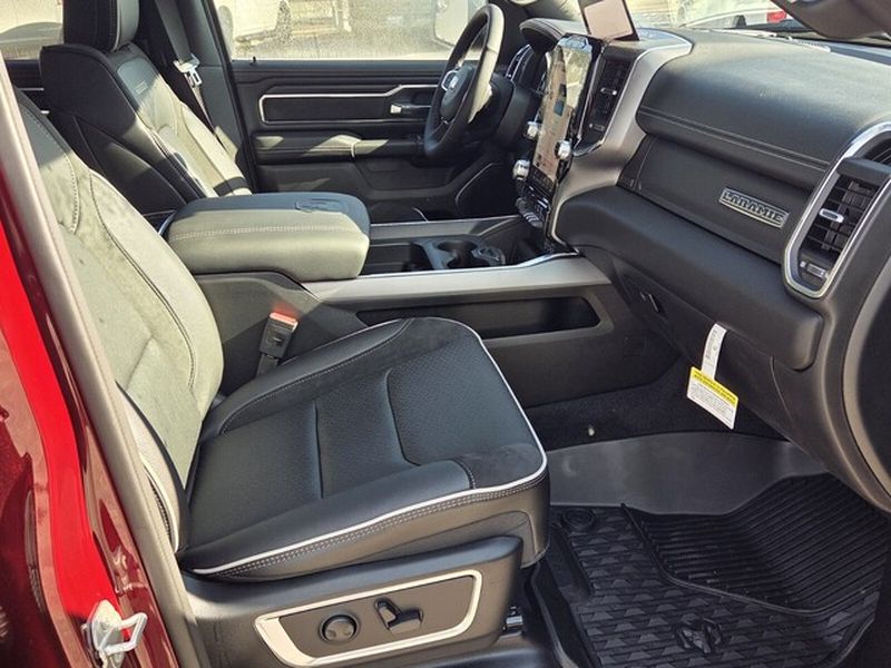 2026 RAM 1500 Laramie - Photo 13