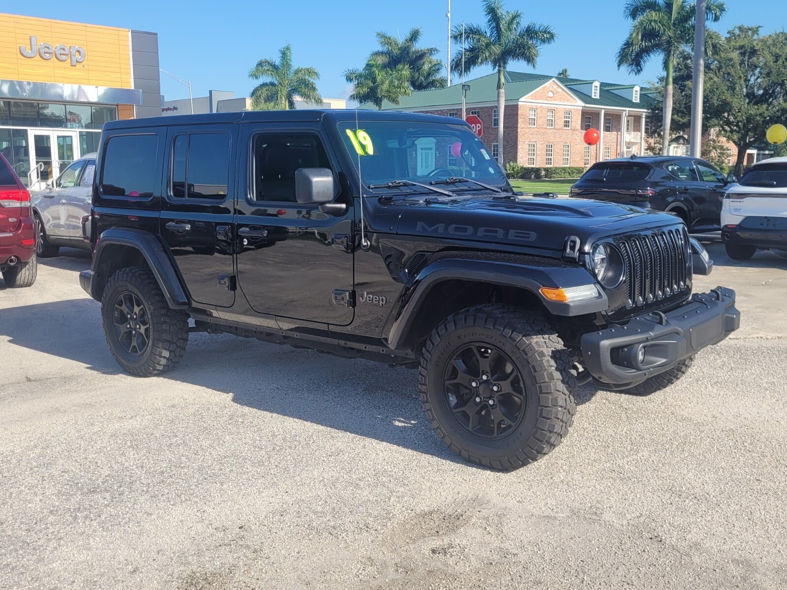 Used 2019 Jeep Wrangler Unlimited Moab with VIN 1C4HJXEG0KW666094 for sale in Clewiston, FL