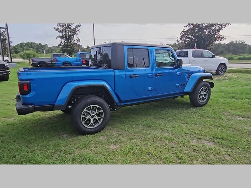 2025 Jeep Gladiator Sport S - Photo 26