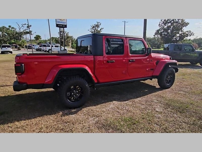 2025 Jeep Gladiator Willys - Photo 22
