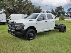 2025 Ram 3500 Chassis Cab Tradesman/Big Horn Pickup