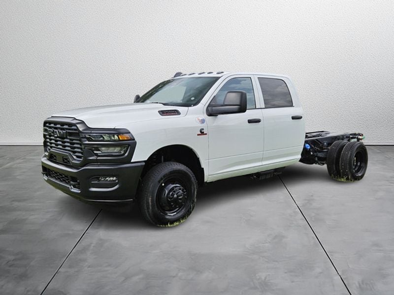 2025 RAM Ram 3500 Chassis Cab Tradesman's photo
