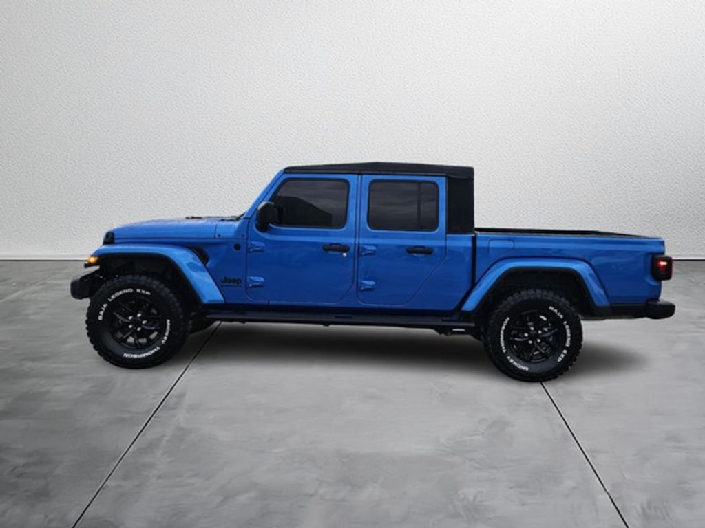 Used 2021 Jeep Gladiator Sport Truck Crew Cab