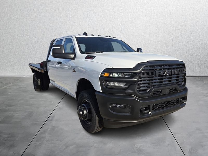 2026 RAM 3500 Chassis Tradesman - Photo 7